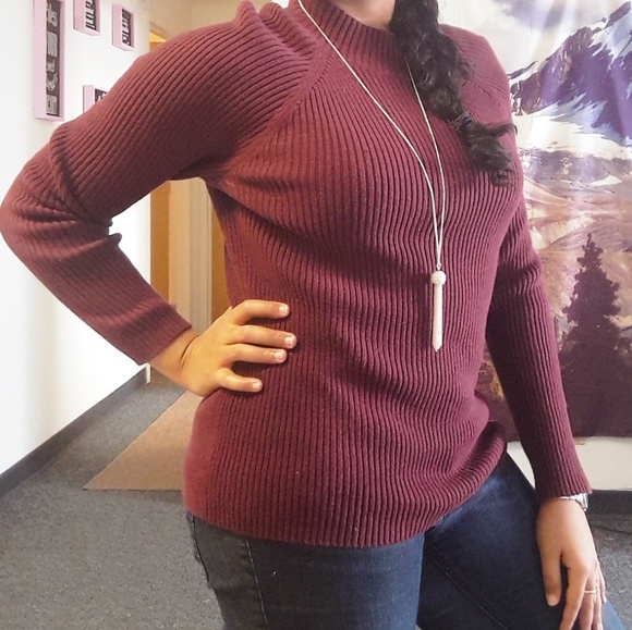 4 sweaters - Bundle - Picture 3 of 6